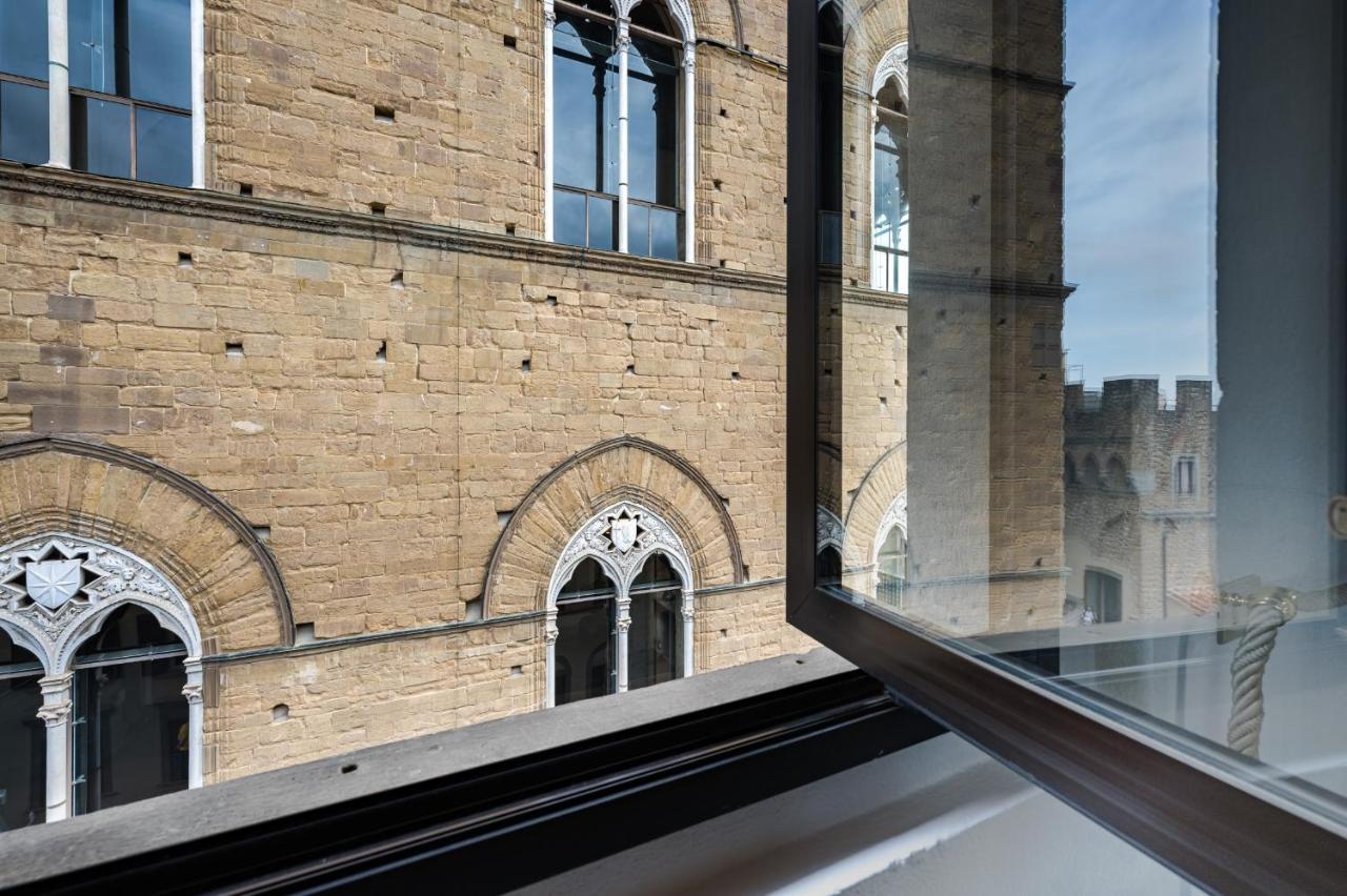 Florence Charming Apartments: Historic Attic in City Center Exterior photo